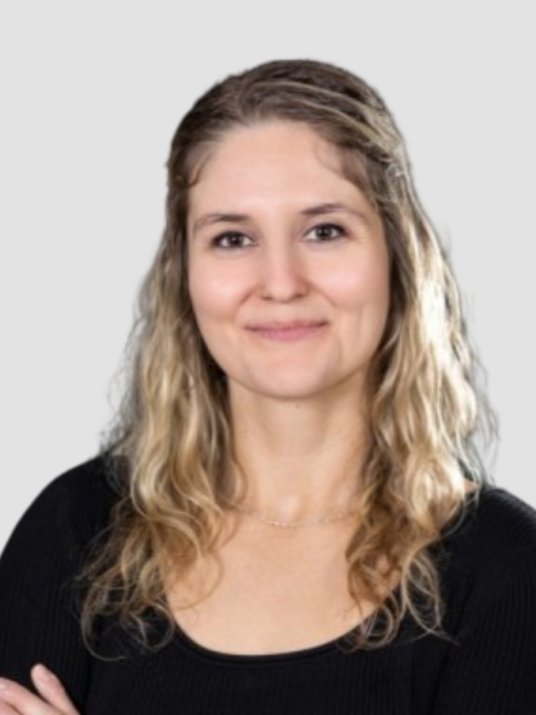 Alyson Lemieux, conseillère aux communication, collègue DENB