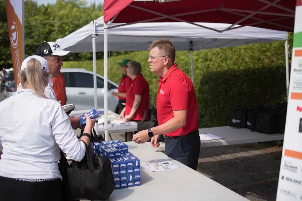 Stand d’accueil lors d’un événement de golf